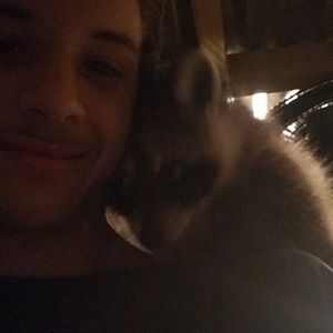 Meet your Posher, Derrick